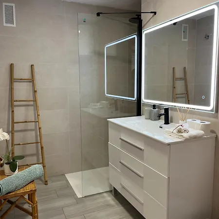 Frente Al Mar, Talima